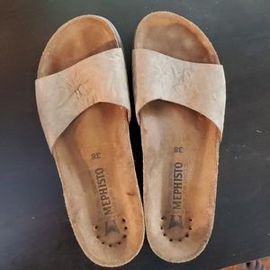 used mephisto sandals